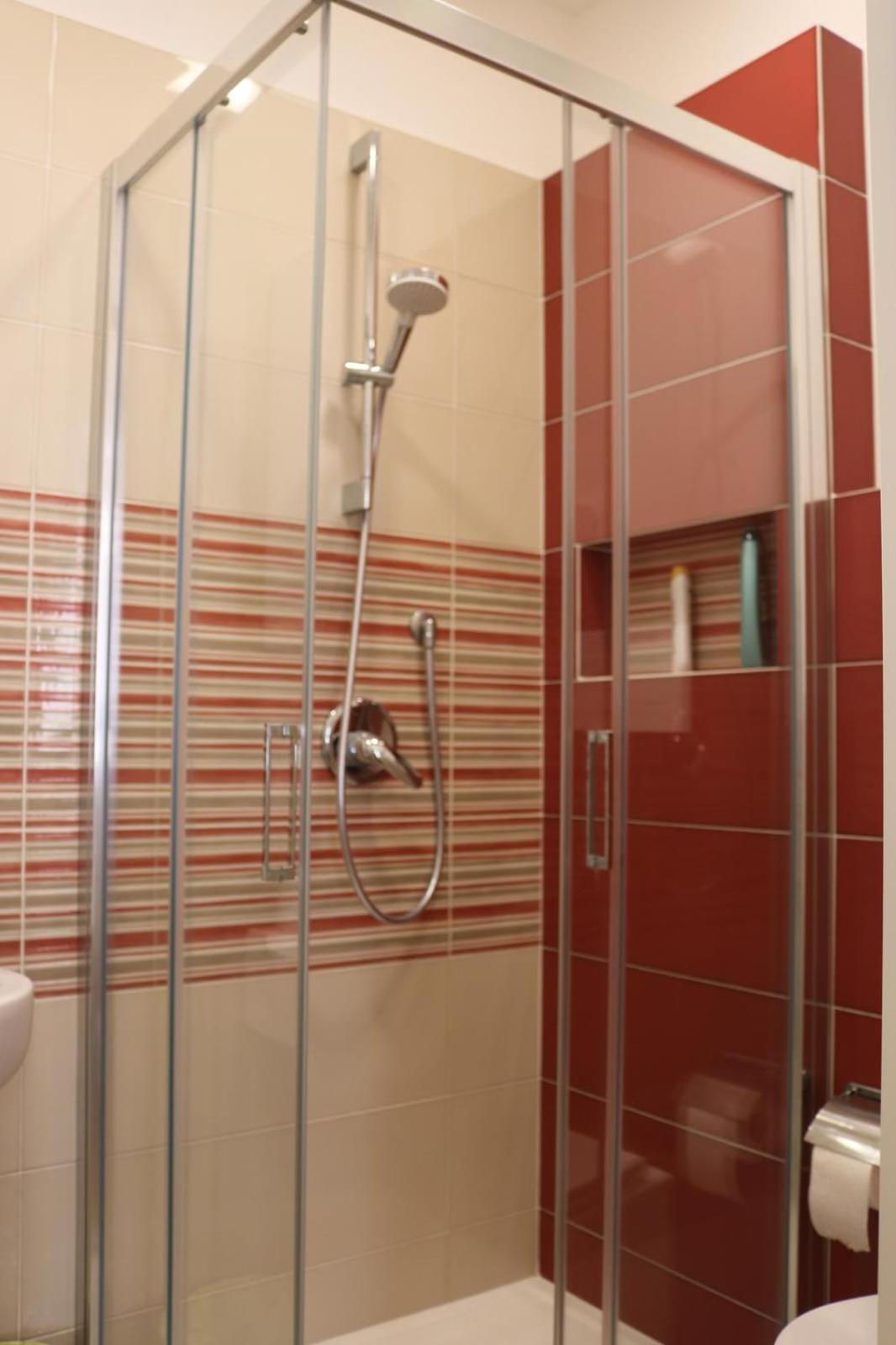 B&B Garibaldi Station Nápoly Kültér fotó