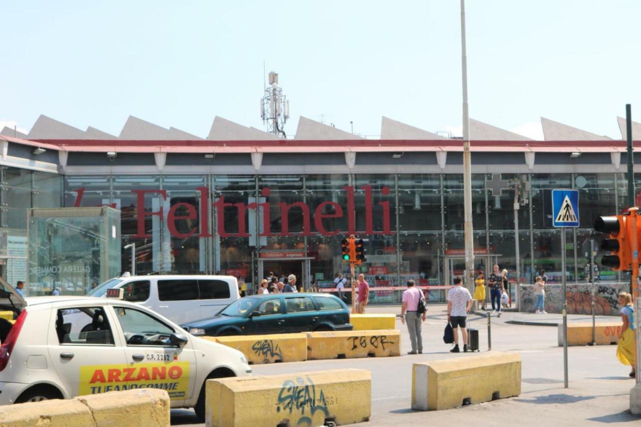 B&B Garibaldi Station Nápoly Kültér fotó