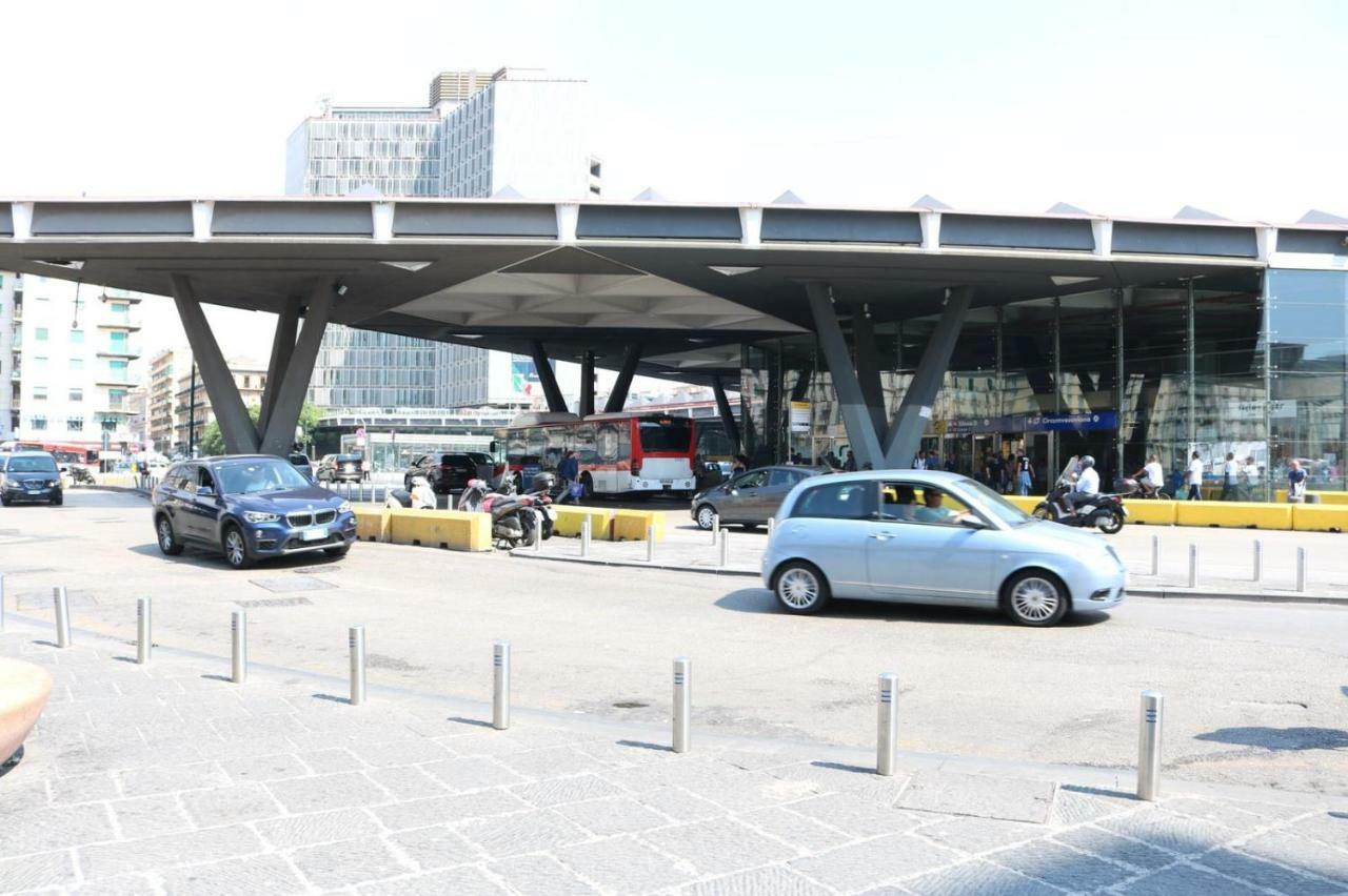 B&B Garibaldi Station Nápoly Kültér fotó